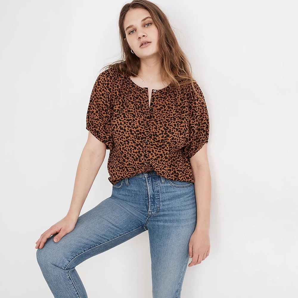 Madewell balloon sleeve button up top in painted leopard